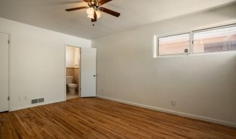 425 Graceland Dr SE, Albuquerque, NM 87108