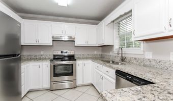 103 COMANCHE Cir, Alabaster, AL 35007