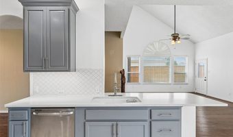 1926 Edgehill Dr, Allen, TX 75013