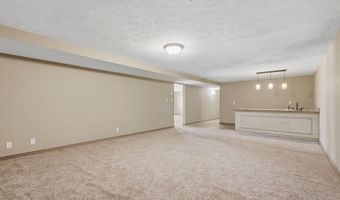 19360 Lawrence 2227, Aurora, MO 65605
