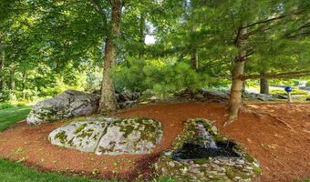 56 Larkspur Ln, Bristol, CT 06010