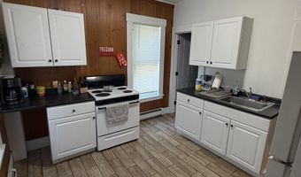 83 Merchant St, Barre, VT 05641