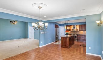 838 Lynnhaven Ln, Akron, OH 44313