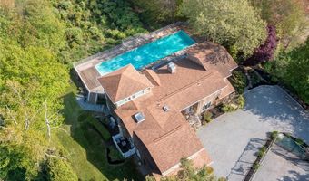 275 Boston Neck Rd, Narragansett, RI 02882