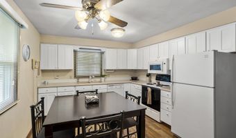 224 E TAFT Ave, Appleton, WI 54915