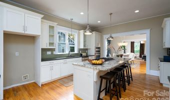 1128 E 35th St, Charlotte, NC 28205