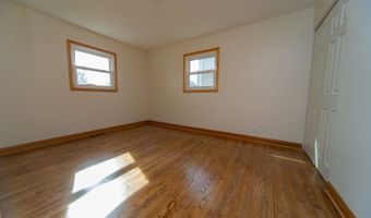 543 W Rose Ave, Addison, IL 60101
