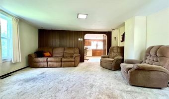 103 High St, Big Stone City, SD 57216