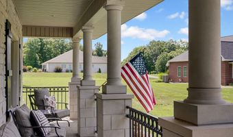 410 Crooked Stick Dr, Bedford, IN 47421