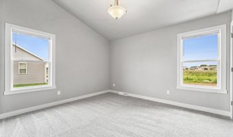 3487 E RUBYRED Dr, Appleton, WI 54913