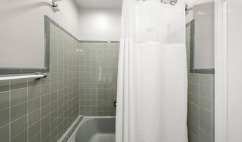 6709 PEMBERTON St, Bethesda, MD 20817