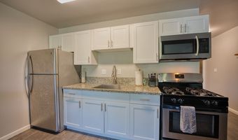 355 KALANIANAOLE St 225, Hilo, HI 96720