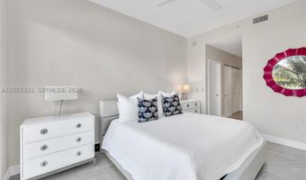 10201 E Bay Harbor Dr 203, Bay Harbor Islands, FL 33154