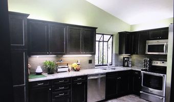 10724 Creek Dr, Alachua, FL 32615