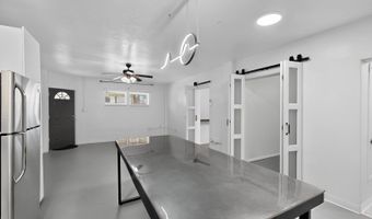 2419 Lead Ave SE, Albuquerque, NM 87106