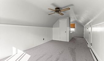9892 Hubert Ave, Allen Park, MI 48101