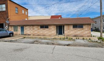 112 E 13th St, Baxter Springs, KS 66713