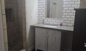 1028 R St, Bedford, IN 47421