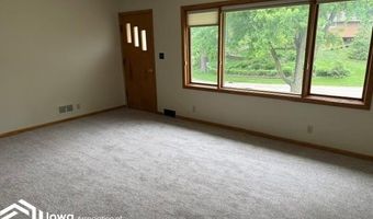 312 E Overmeyer Dr, Algona, IA 50511