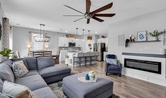 9 Cape Cod Ave, Barnegat, NJ 08005