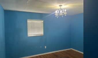 905 5th St, Adel, GA 31620