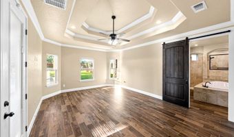1009 Bluebonnet Ln, Adkins, TX 78101