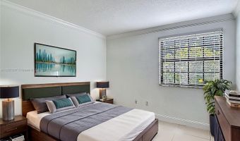 3552 Magellan Cir 122, Aventura, FL 33180