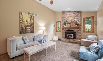 2524 CARRIEDALE Ct, Fitchburg, WI 53711