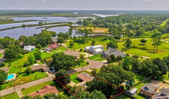 2421 Regency Dr, Biloxi, MS 39532