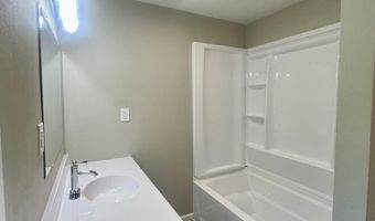 711 W Woodbine Rd, Ash Grove, MO 65604