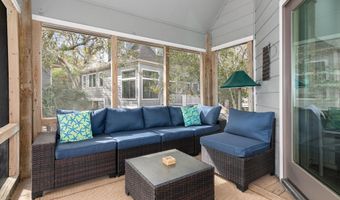 123 N Bald Head Wynd 8, Bald Head Island, NC 28461