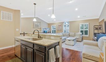 42145 PIEBALD Sq, Aldie, VA 20105