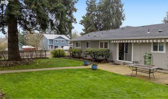 2555 NW SQUIRE Pl, Albany, OR 97321