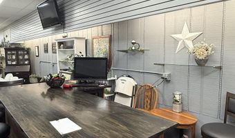 110 E State St, Algona, IA 50511