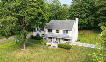 489 Hoyt St, Darien, CT 06820