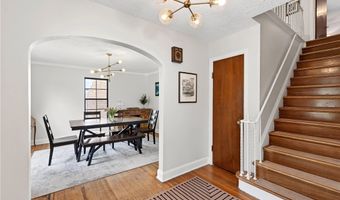 87 Sargent Dr, Amherst, NY 14226