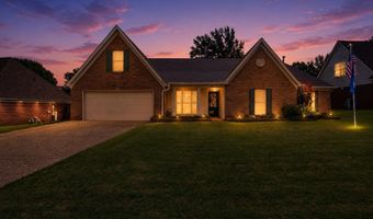 4020 ALTRURIA Rd, Bartlett, TN 38135