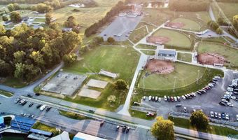 506 6th St NE, Arab, AL 35016