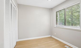 5497 Gibson Dr, Acworth, GA 30102