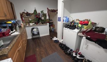 8 Texas Ct, Atlantic City, NJ 08401