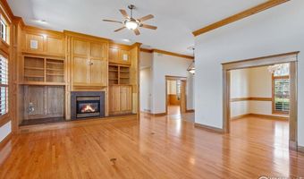 2366 Shoreside Dr, Berthoud, CO 80513