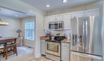 203 E BUCK POINT Rd, Clayton, DE 19938
