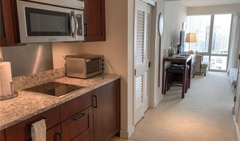 223 Saratoga Rd 2001, Honolulu, HI 96815