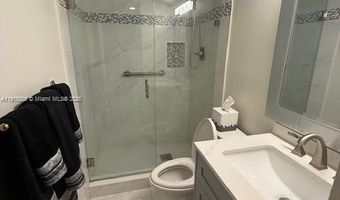 20515 E Country Club Dr 147, Aventura, FL 33180