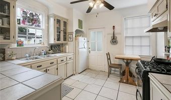 417 LEBEAU St, Arabi, LA 70032