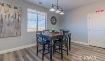 665 S Shelter Cove Dr, Big Water, UT 84741