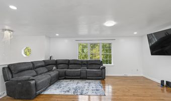 26 Mohican Pl, Albany, NY 12208