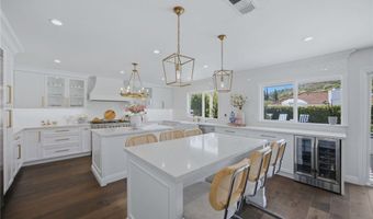 29644 Kimberly Dr, Agoura Hills, CA 91301