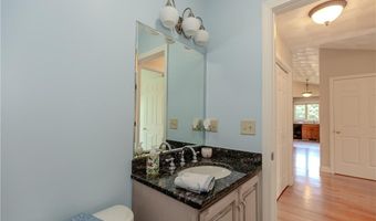 3 Sweet Corn Dr, Cranston, RI 02921