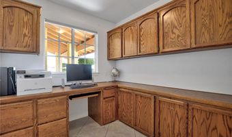 18032 Ohna Rd, Apple Valley, CA 92307
